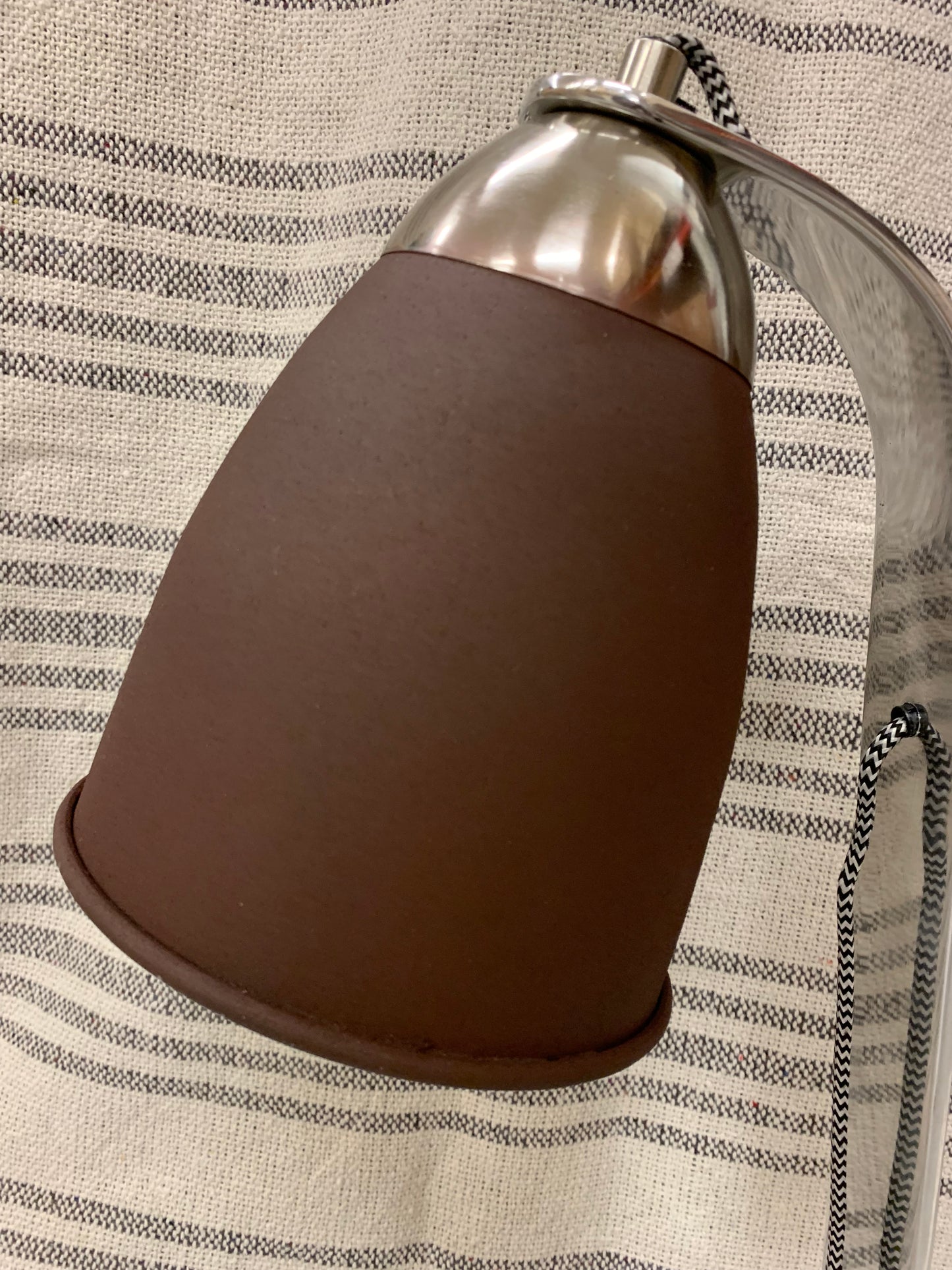 San Rafael laualamp pruun