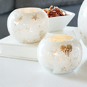 Dream ümmargune teeküünlaalus tähtede ja südametega, 2 tk