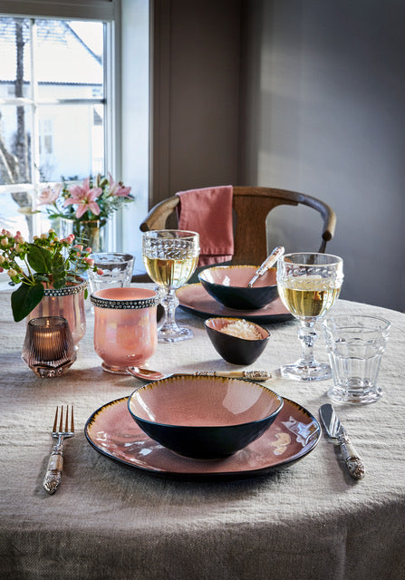 Pink Pleasure söögitaldrikud 4 tk