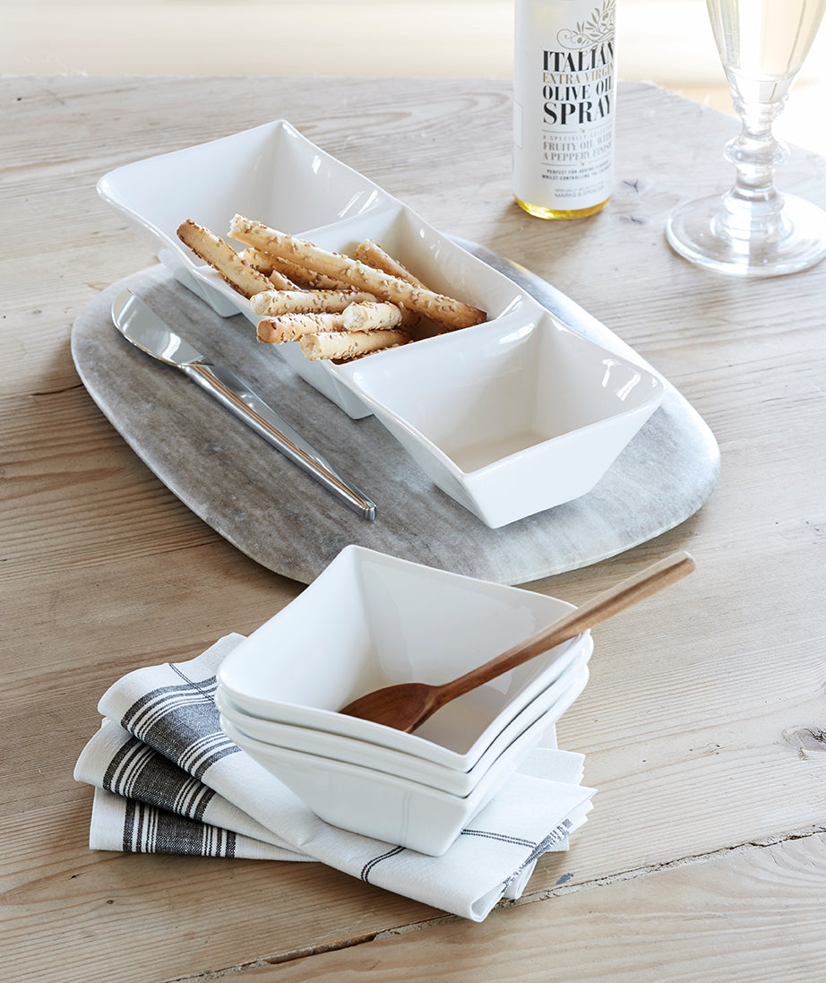 Valge Liilia kolmeosaline kauss