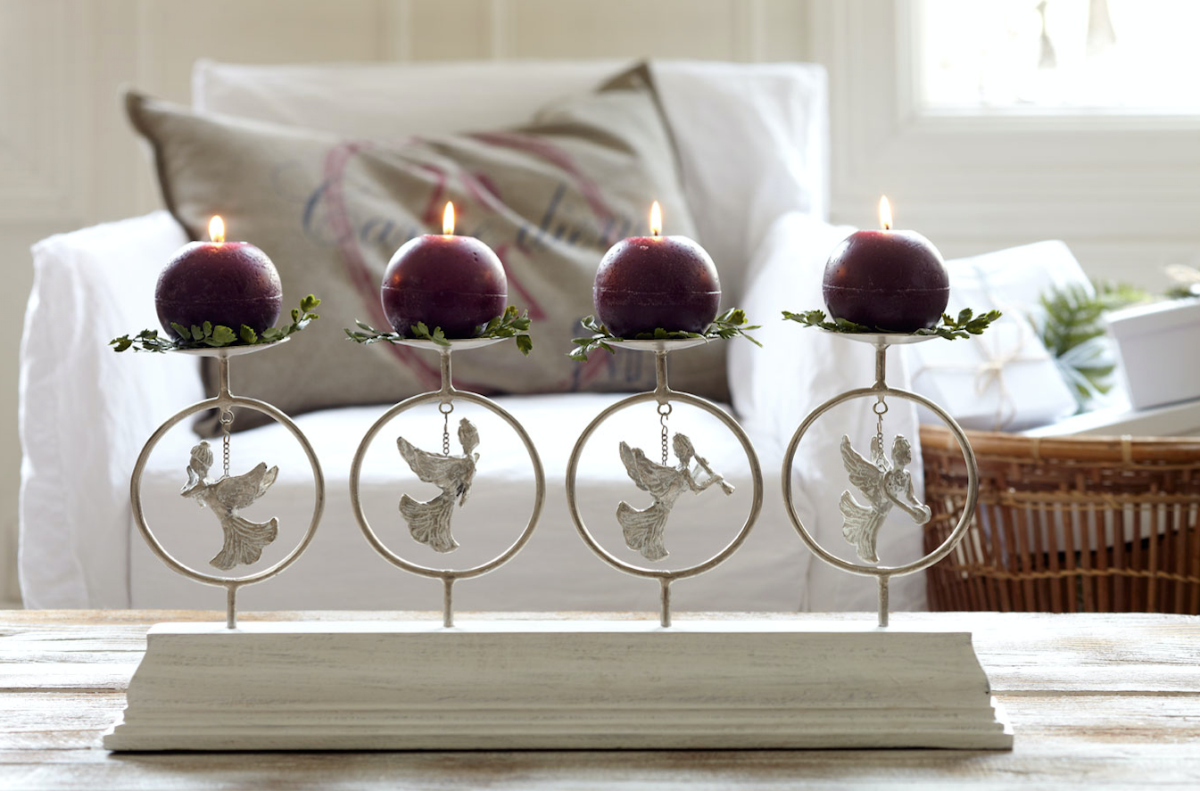 Advendi küünlajalg