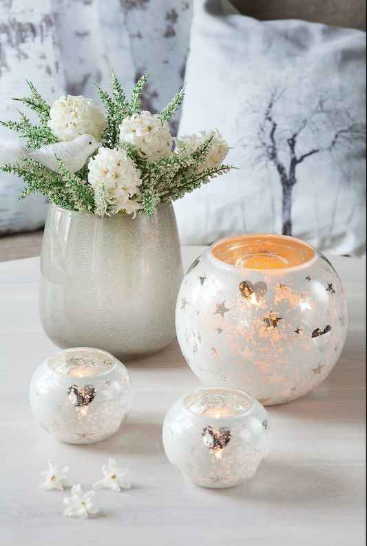 Dream ümmargune teeküünlaalus tähtede ja südametega, 2 tk