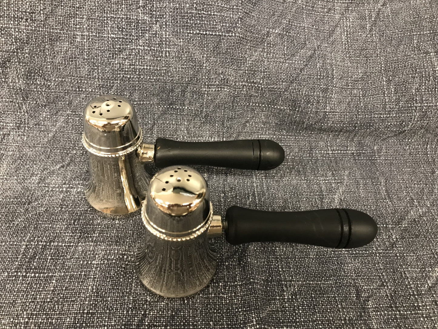 Eksklusiivne soola- ja piprasett