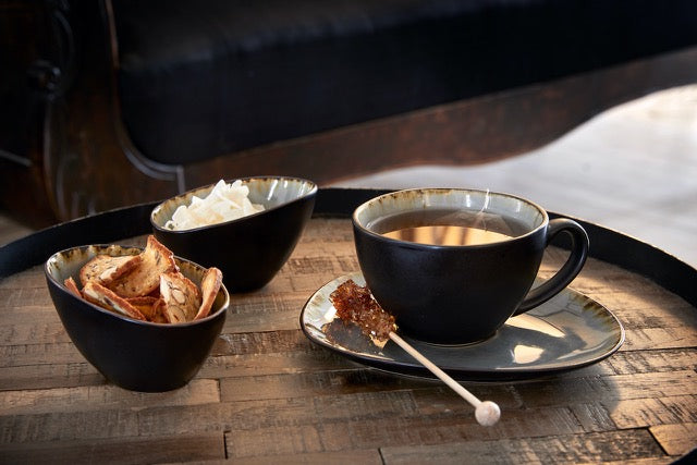 Grey Harmony tass ja alustass, 4 tk